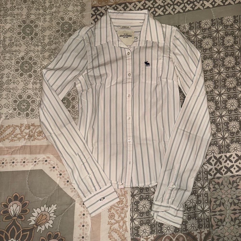 Abercrombie & Fitch White Button-Down Stripe Shirt
